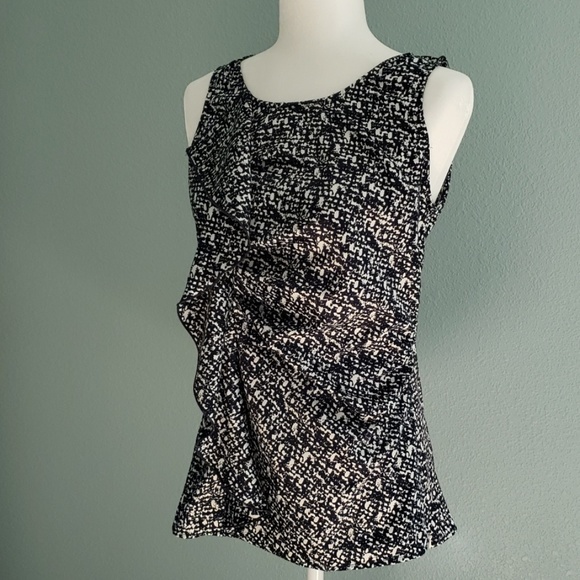 Ann Taylor Sleeveless Top - Picture 3 of 7